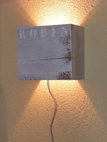 Robin lamp2